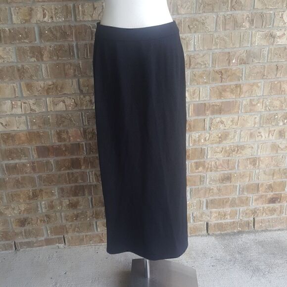 ST. JOHN Black Santana Knit Long Skirt- Size 6 - Picture 1 of 4